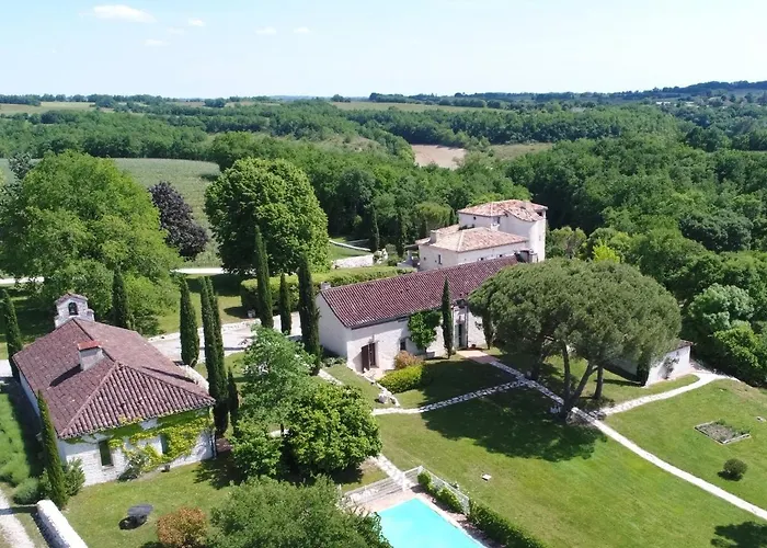 Domaine De Treilles * Fargues